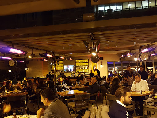 Restaurants with live music in Istanbul