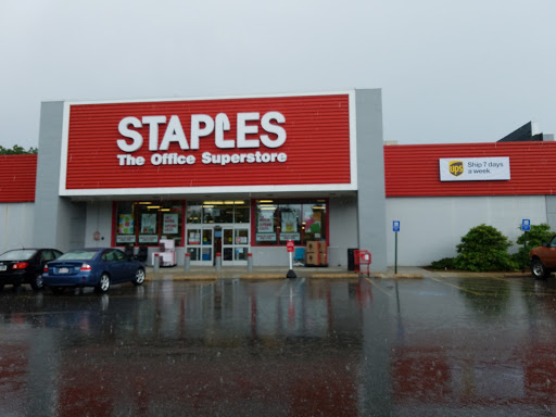 Staples, 252 Daniel Webster Hwy, Nashua, NH 03060, USA, 