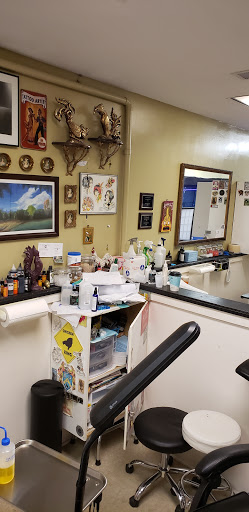 Tattoo Shop «Ink & Dagger Tattoo Co», reviews and photos, 1137 Bardstown Rd # 2, Louisville, KY 40204, USA