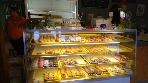 Donut Shop «Daylight Donuts», reviews and photos, 9517 Fredericksburg Rd, San Antonio, TX 78240, USA