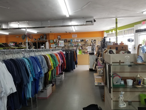 Thrift Store «Boomerangs Thrift Store», reviews and photos, 2365 Wilton Dr, Wilton Manors, FL 33305, USA