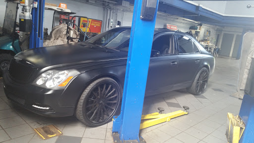 Car Dealer «The Highline Group Inc», reviews and photos, 1150 Westford St, Lowell, MA 01851, USA