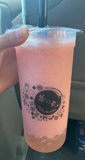 Strawberry slush, without ice cream