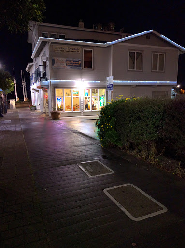 Ice Cream Shop «Living the Dream Ice Cream», reviews and photos, 1 F St, Eureka, CA 95501, USA