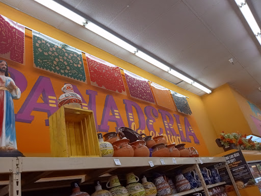 Grocery Store «Northgate Gonzalez Markets», reviews and photos, 831 N Hacienda Blvd, La Puente, CA 91744, USA