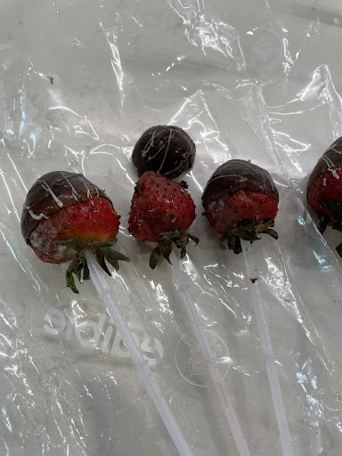 Gift Shop «Edible Arrangements», reviews and photos, 520 Commack Rd, Deer Park, NY 11729, USA