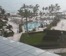 Secrets Hotel & Now Amber GRAN SALON photo