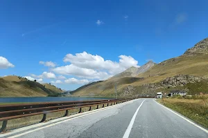 Col de La Madeleine image