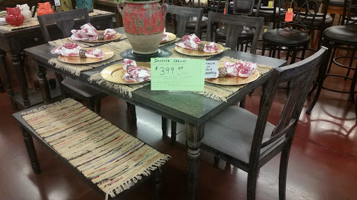 Home Goods Store «Home Accent», reviews and photos, 5521 McFarland Blvd, Northport, AL 35476, USA