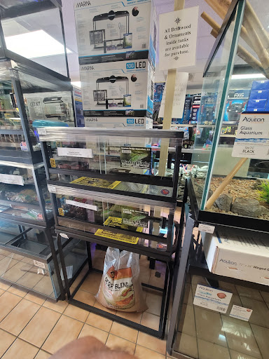 Pet Store «Moby Dick Pet Store Inc», reviews and photos, 3700 Sashabaw Rd, Waterford Twp, MI 48329, USA