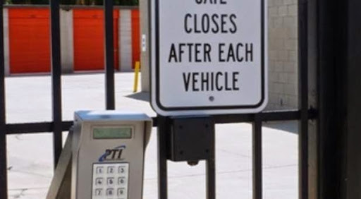 Self-Storage Facility «Best Corona Storage», reviews and photos, 1512 Circle City Dr, Corona, CA 92879, USA