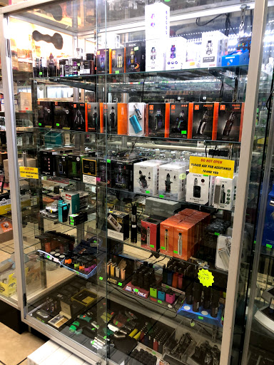 Tobacco Shop «Blu Smoke Shop», reviews and photos, 7607 E McDowell Rd #118, Scottsdale, AZ 85257, USA