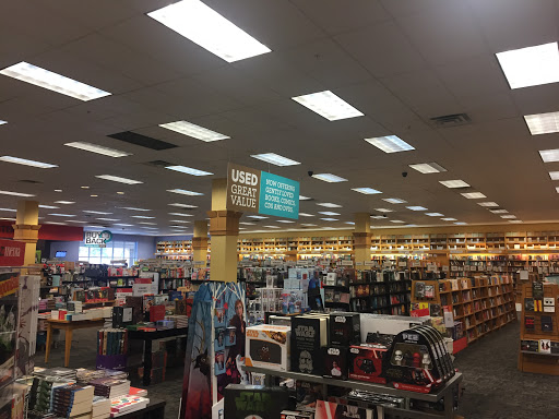 Book Store «Books-A-Million», reviews and photos, 3304 Crain Hwy, Waldorf, MD 20603, USA