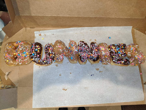 Restaurant «Shipley Do-nuts Lake Travis», reviews and photos, 3620 Ranch Rd 620 S #100, Bee Cave, TX 78738, USA