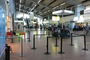 Yaoundé Nsimalen International Airport image