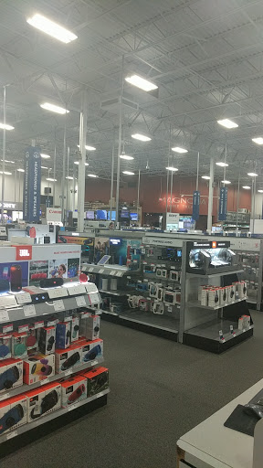 Electronics Store «Best Buy», reviews and photos, 5085 Shelbyville Rd, Louisville, KY 40207, USA