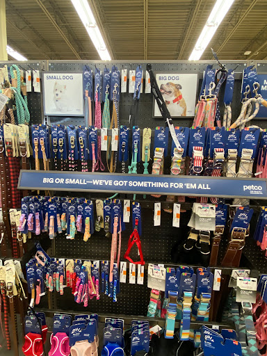 Pet Supply Store «Petco Animal Supplies», reviews and photos, 1412 S Main Chapel Way, Gambrills, MD 21054, USA