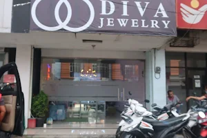 Diva Jewelry Bandung : Melayani Pembuatan Cincin Kawin / Cincin Almamater / Cincin Angkatan image