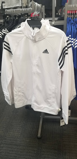 Sporting Goods Store «Academy Sports + Outdoors», reviews and photos, 20790 I-30, Benton, AR 72019, USA