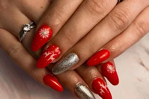 Kicshi Beauty Nails image