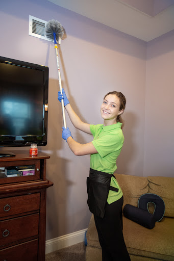 House Cleaning Service «Helping Hands Cleaning Services», reviews and photos, 381 N York St #12, Elmhurst, IL 60126, USA