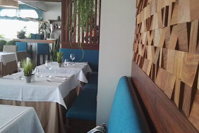 Información y opiniones sobre Amura Restaurante de Torremolinos