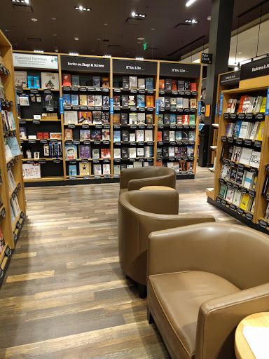 Book Store «Amazon Books», reviews and photos, 9585 SW Washington Square Rd, Portland, OR 97223, USA