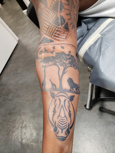 Explore broken heart tattoo ideas, creative tattoo ideas in Dickson, available at Tempest Tattoo Studio