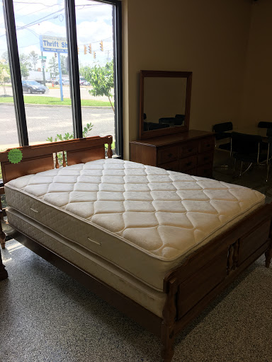 Thrift Store «Peninsula Rescue Mission Thrift Store», reviews and photos, 6200 Jefferson Ave, Newport News, VA 23605, USA