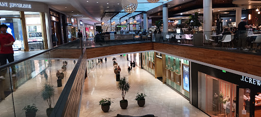 Shopping centres in San Jose