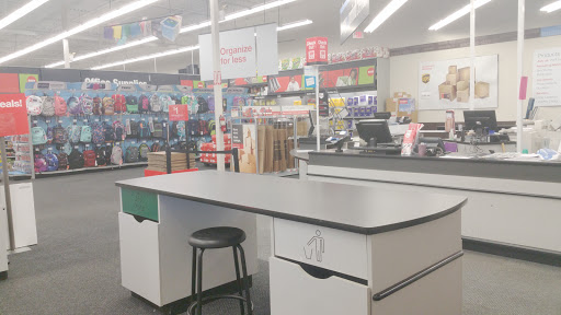 Office Supply Store «Staples», reviews and photos, 4920 Evergreen Way, Everett, WA 98203, USA