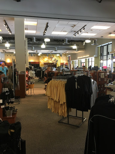 Book Store «Barnes & Noble College Booksellers», reviews and photos, 4201 E Plaza Dr, Orlando, FL 32816, USA