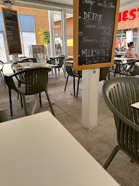 Atmosphère du Restaurant Food Village à Nîmes - n°1