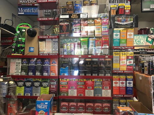Tobacco Shop «Famous Smoke Shop», reviews and photos, 3022 Stockton Blvd # 6, Sacramento, CA 95820, USA