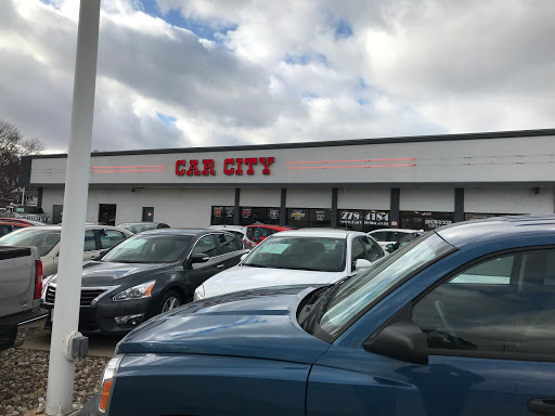 Car City Inc, 4550 Merle Hay Rd, Des Moines, IA 50310, USA, 