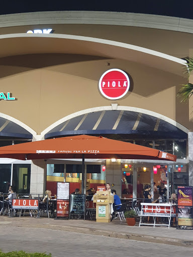 Shopping Mall «Diplomat Mall Shopping Center», reviews and photos, 1725 E Hallandale Beach Blvd, Hallandale Beach, FL 33009, USA