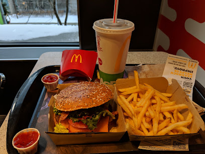 McDonald,s - 77 Bank St, Ottawa, ON K1P 5N2, Canada