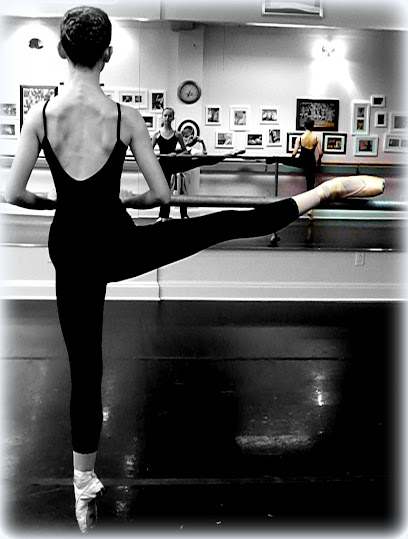 At the Barre Private Ballet Training & Coaching with Kim Rausch