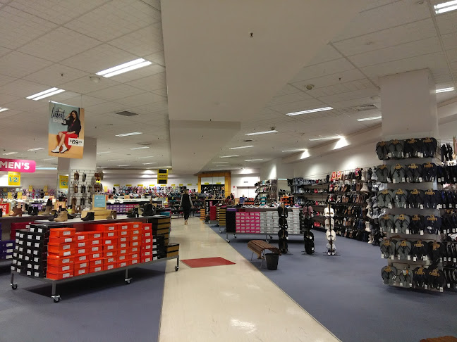 Reviews of Number One Shoes in Dunedin - Shoe store