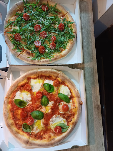KOSTENLOS LIEFERUNG BEI Pizza Dream Online Bestellen und Punkt Sammeln nur bei unsere App 5% Rabatt en Rosenburg-Mold