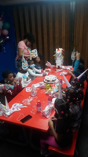 Amusement Center «Sky Zone Trampoline Park - St. Louis (Chesterfield)», reviews and photos, 17379 Edison Ave, Chesterfield, MO 63005, USA