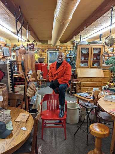 Antique Associates Mall