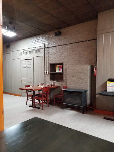 Coffee Shop «Shades Café & Steakhouse», reviews and photos, 2119 W Cumberland Ave, Middlesboro, KY 40965, USA