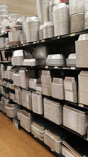 Grocery Store «Gourmet Glatt Kosher Meat Market», reviews and photos, 137 Spruce St, Cedarhurst, NY 11516, USA