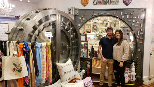 Gift Shop «Christmas Shoppe», reviews and photos, 132 S Main St, Boerne, TX 78006, USA