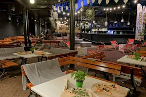 Hallo Pizza Mokotów - Pizzeria na dowóz | Pizzeria nocna image