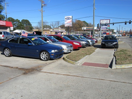 Used Car Dealer «UNITED AUTO WHOLESALERS LLC», reviews and photos, 3600 Airline Blvd, Portsmouth, VA 23701, USA