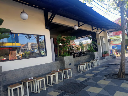 KANTHI COFFEE AND EATERY