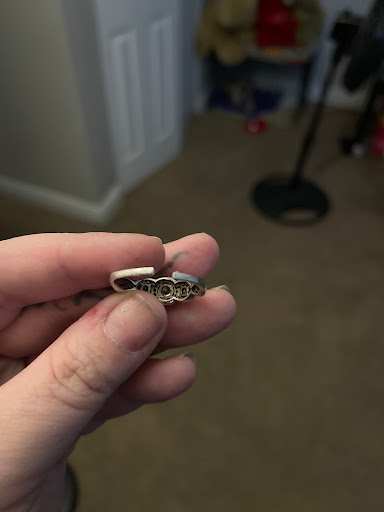 Jewelry Repair Service «Fast-Fix Jewelry & Watch Repairs», reviews and photos, 4300 Meadows Ln # 133, Las Vegas, NV 89107, USA