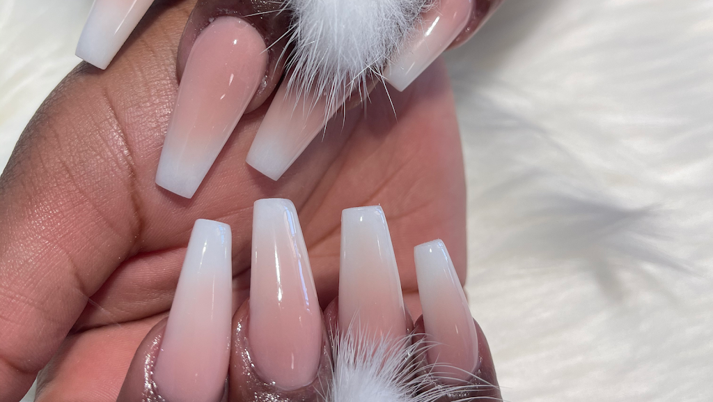 L And S Nails Spa 37303